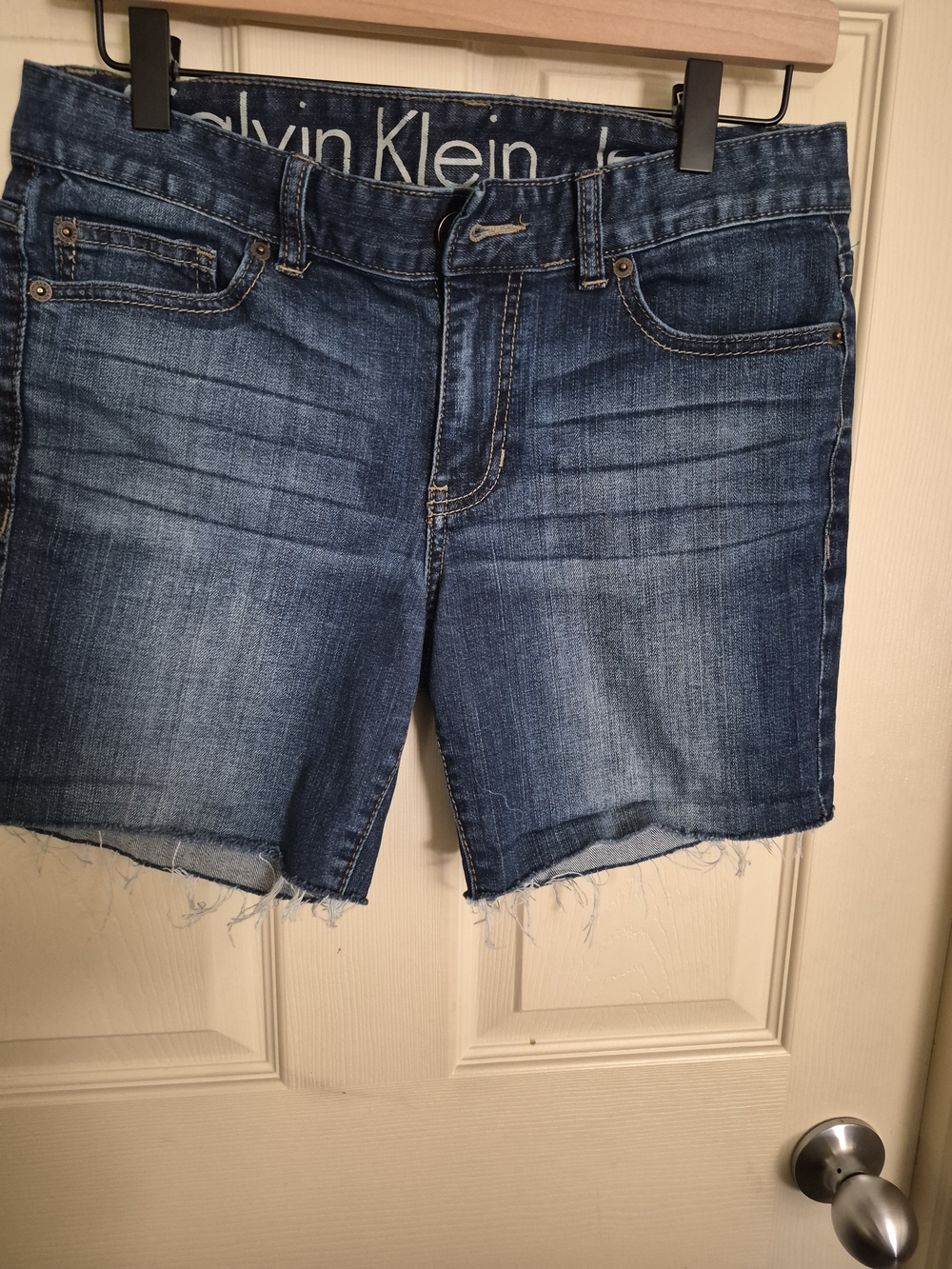 Size 6 Calvin Klein Women's Mid-Blue Denim Shorts